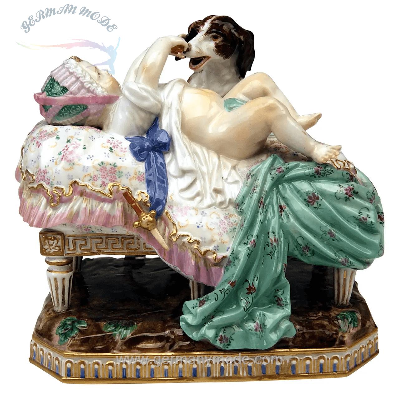 مجسمه دست ساز دکوری چینی آنتیک قدیمی مایسن آلمان Meissener Liebesfigurengruppe von Acier of the Placidness of Childhood 1840