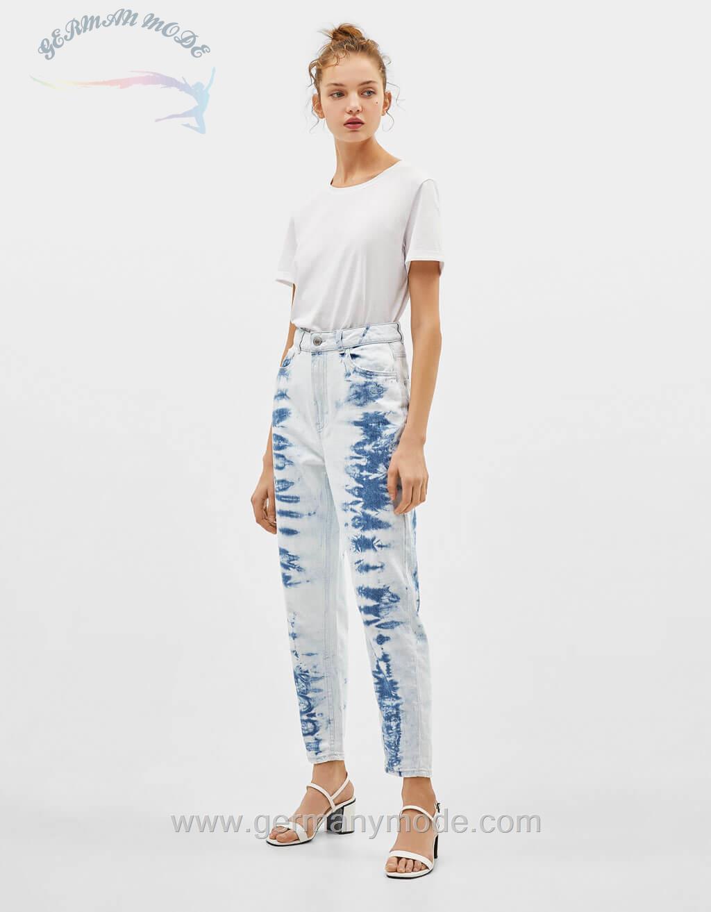 شلوار جین زنانه برشکا اسپانیا Tie-Dye Mom-Jeans mit hohem Bund