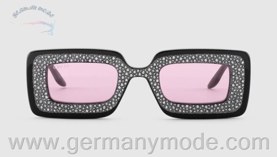 عینک آفتابی زنانه گوچی ایتالیا GUCCI Sonnenbrille mit rechteckigem Rahmen und Kristallen ‎663760 J0740 1056
