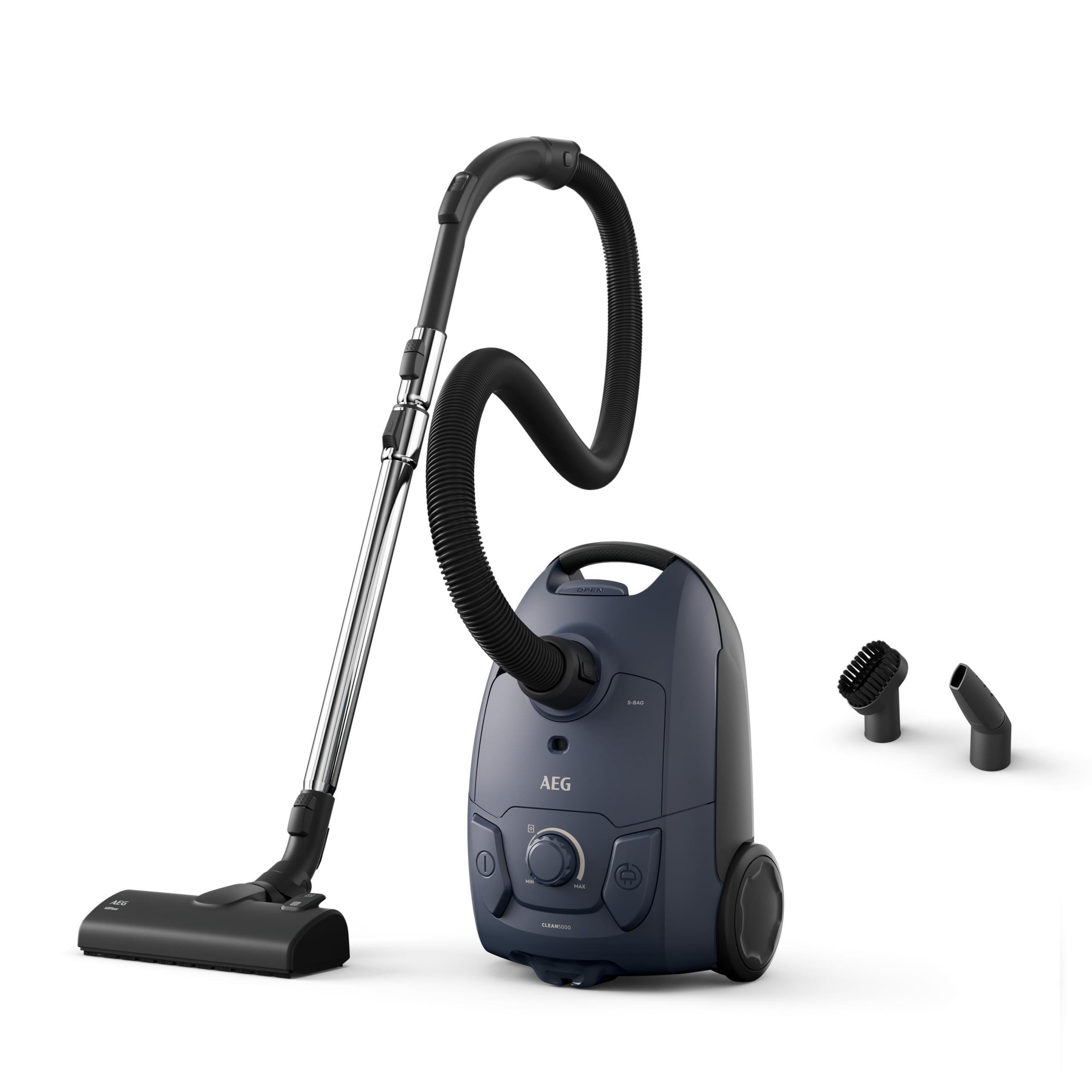 جاروبرقی کیسه دار AEG CLEAN 5000، قدرت مکش بالا، ساخته شده از پلاستیک بازیافتی، نازل کف AllFloor با سیستم کلیک، نازل چند منظوره 2 در 1، شعاع عملکرد 8.5 متر، فیلتر بهداشتی قابل شستشو، AB51C1DB آبی