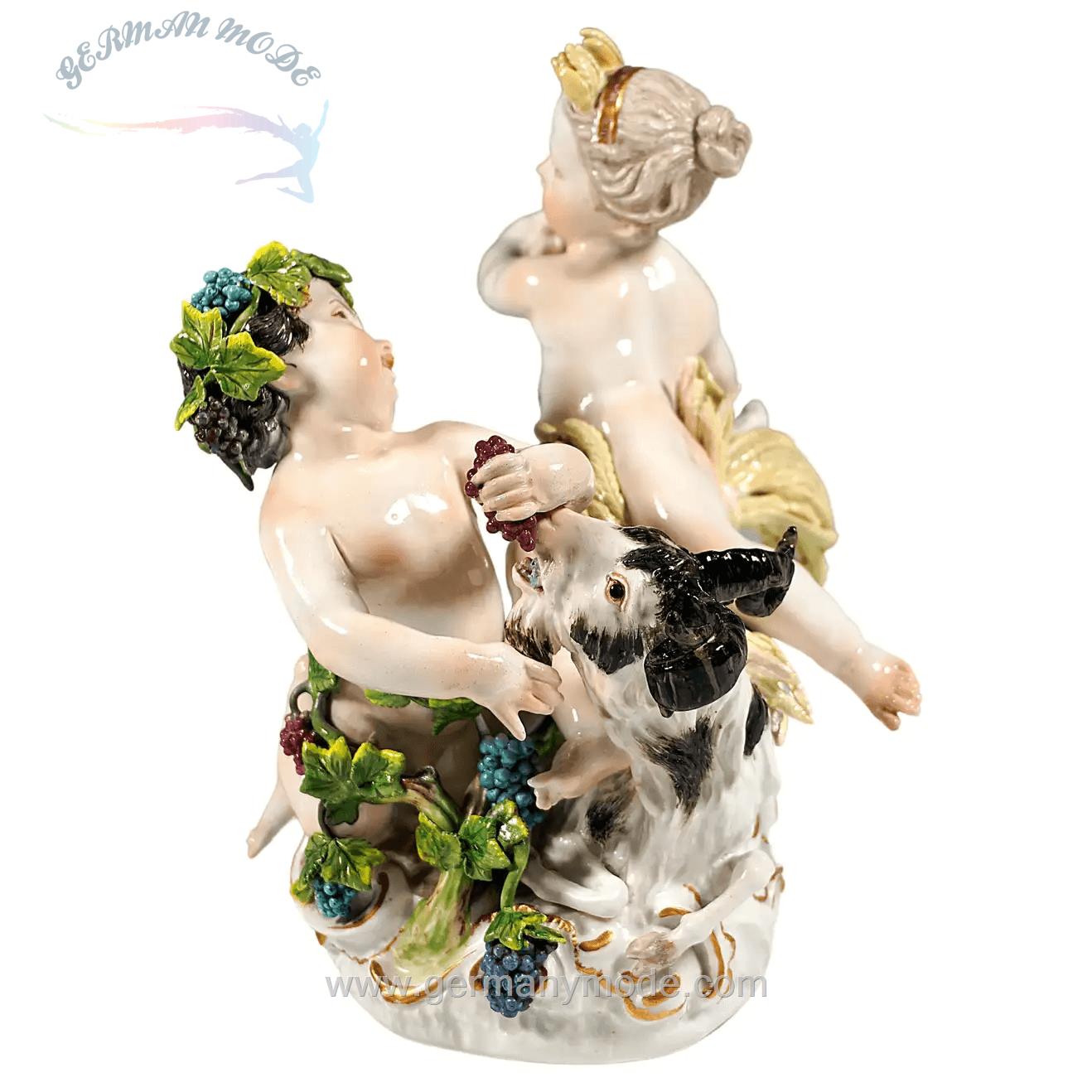 مجسمه دست ساز دکوری چینی آنتیک قدیمی Frühe Meissener Cherub Group Allegory Sommer Herbst von J J Kaendler um 1750
