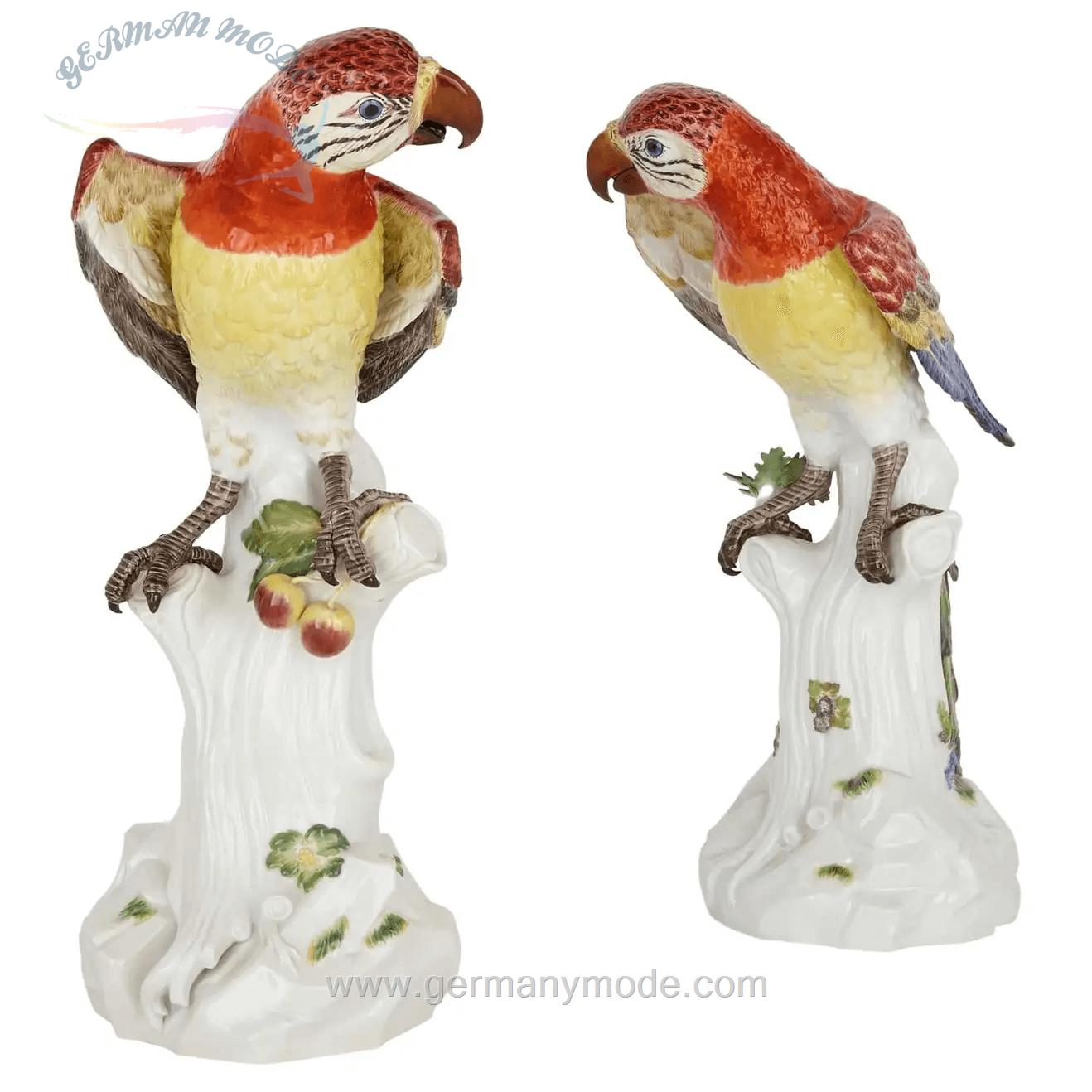 مجسمه دکوری چینی آنتیک قدیمی Pair of Large Meissen Models of Parrots circa 1986 and 1988