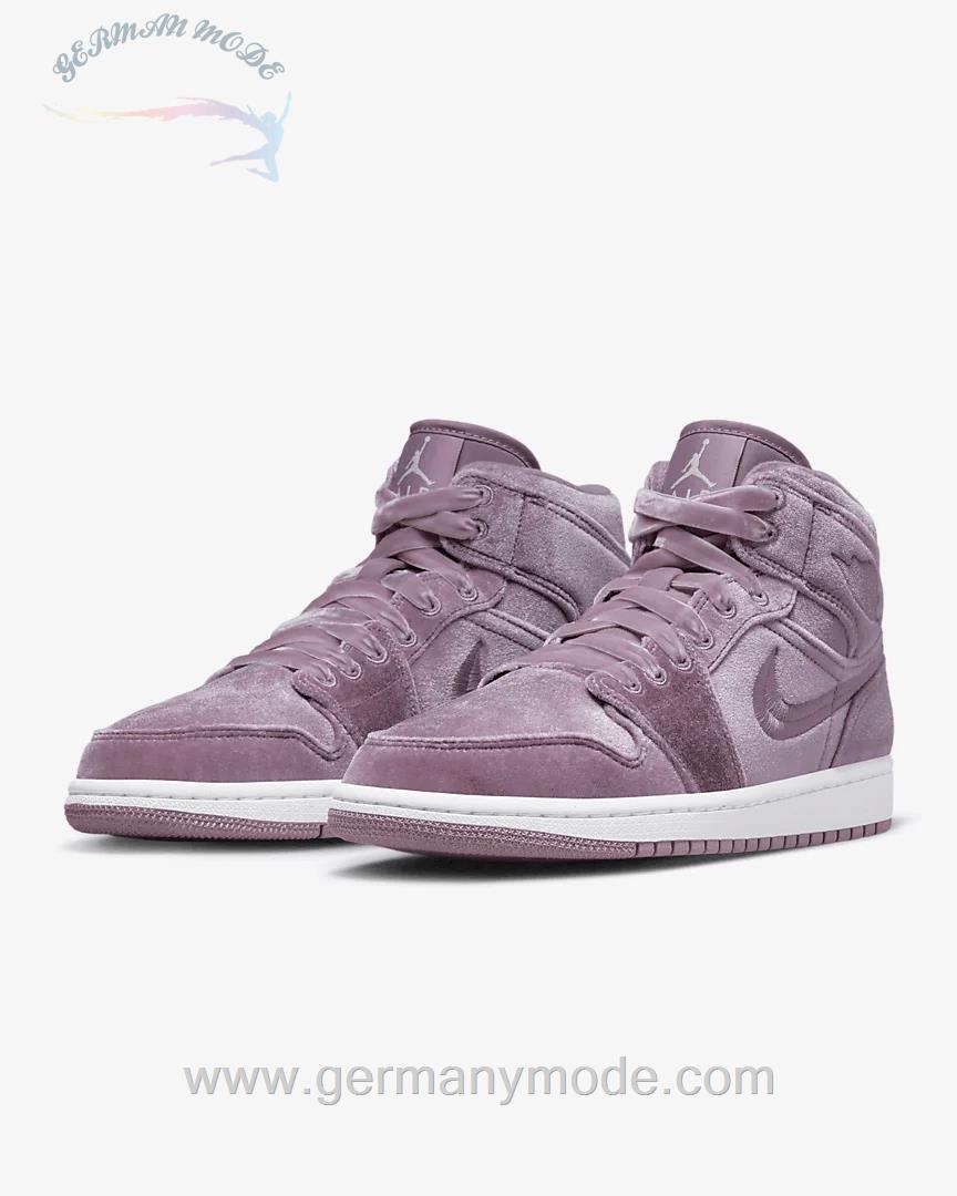 کتانی کلاسیک زنانه نایک آمریکا Nike Air Jordan 1 Mid SE Damenschuh - DQ8397-500