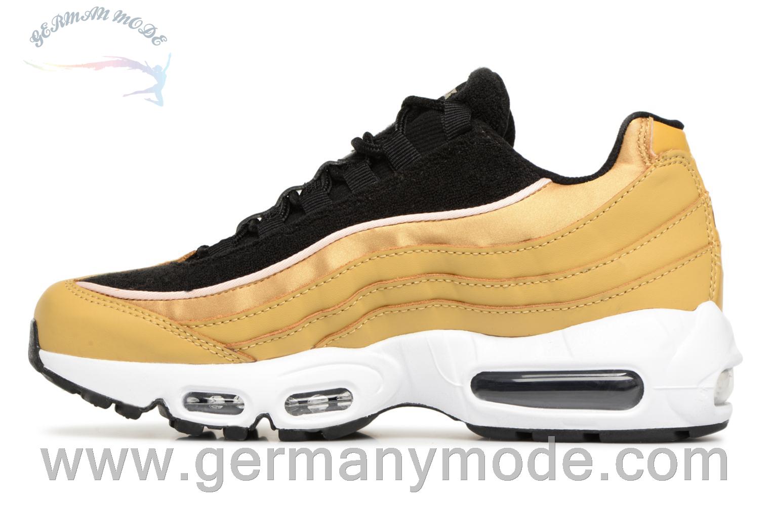 کتانی اسپرت زنانه نایک (آمریکا) Wmns Air Max 95 Lx